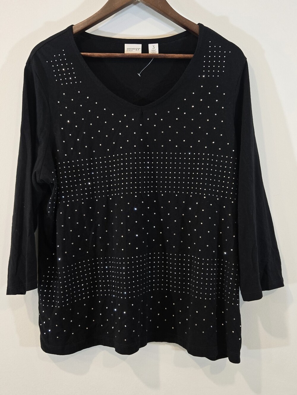 Chicos Zenergy black rhinestone Knit Top Shirt Sz 3 XL 16 Comfy Casual